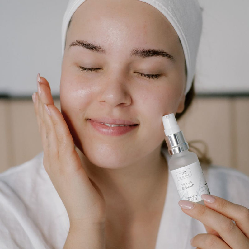 Ecolution, PHA 2% serum, för känslig hud, doftfritt, 97% naturligt, 30ml