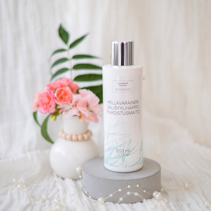 Mild salicylsyra rengöringsmjölk för aknehud, 200ml