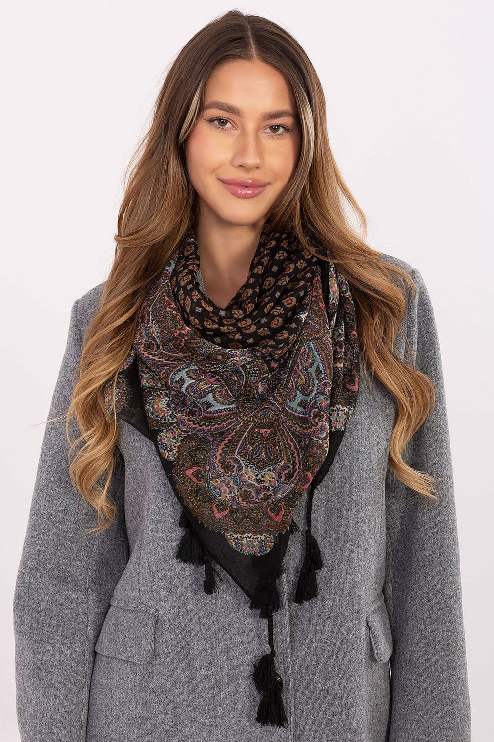  Neckerchief model 223055 AT 