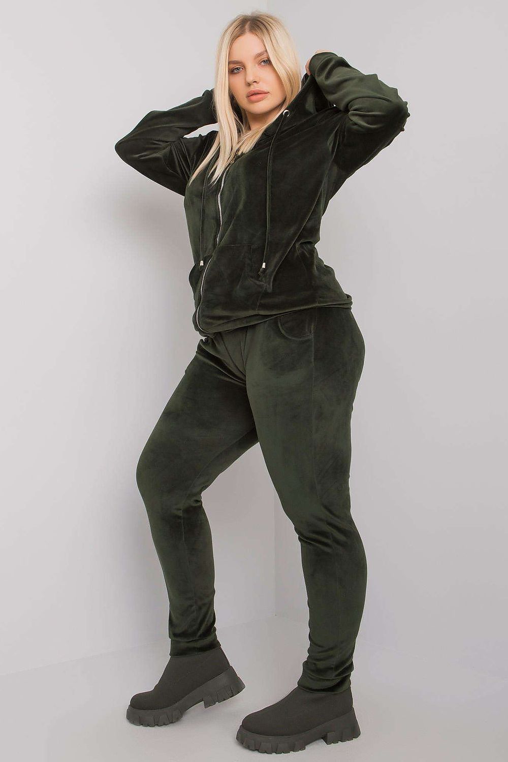  Plus size set model 171041 Relevance 