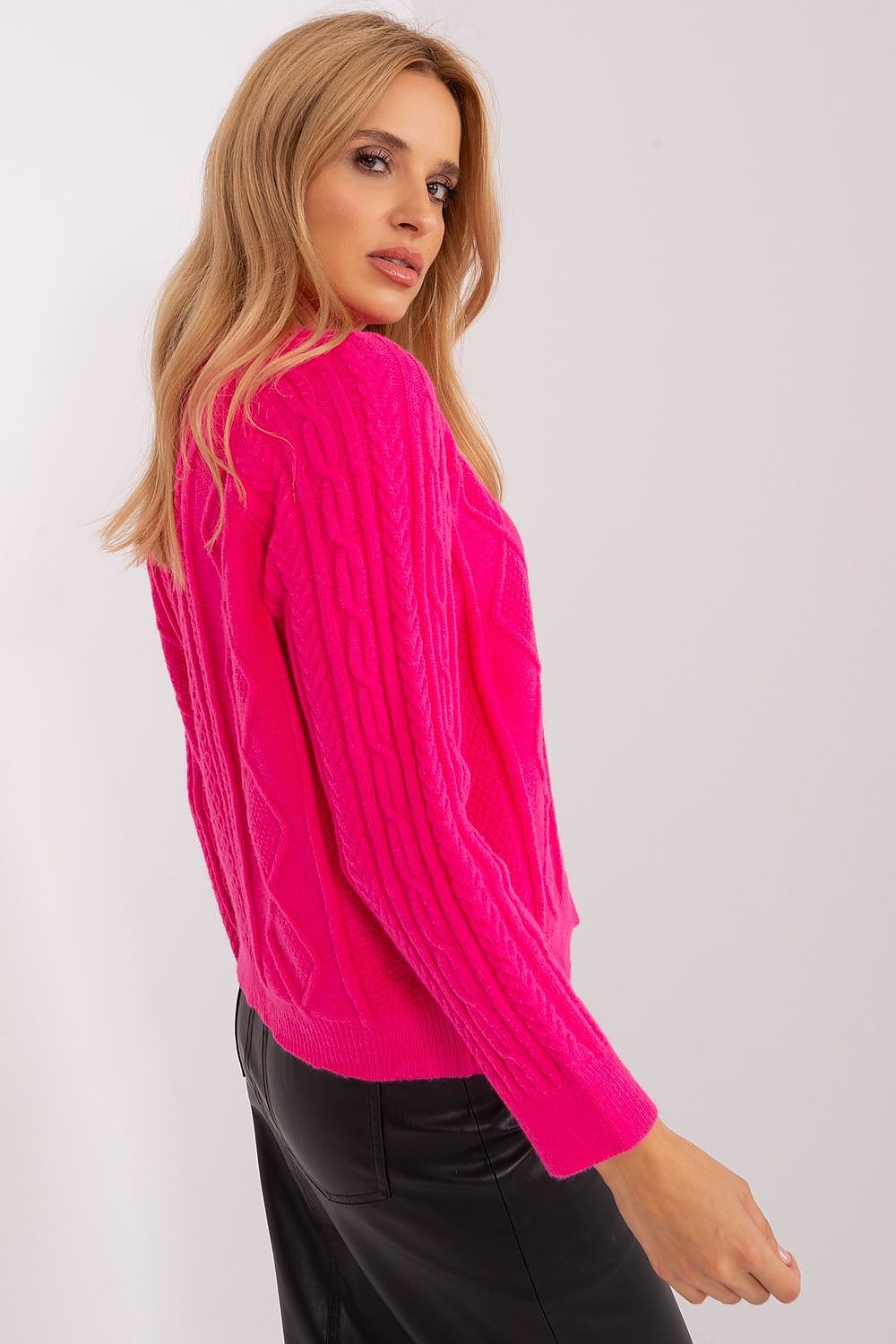  Cardigan model 186814 AT 