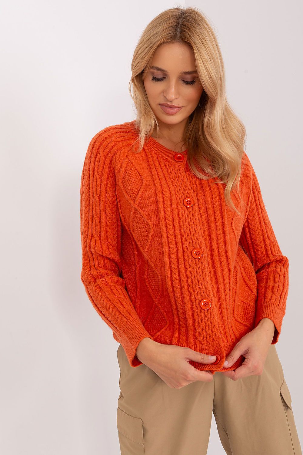  Cardigan model 186821 AT 
