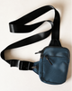 Crossbody bag, för värdesaker, mörkblå